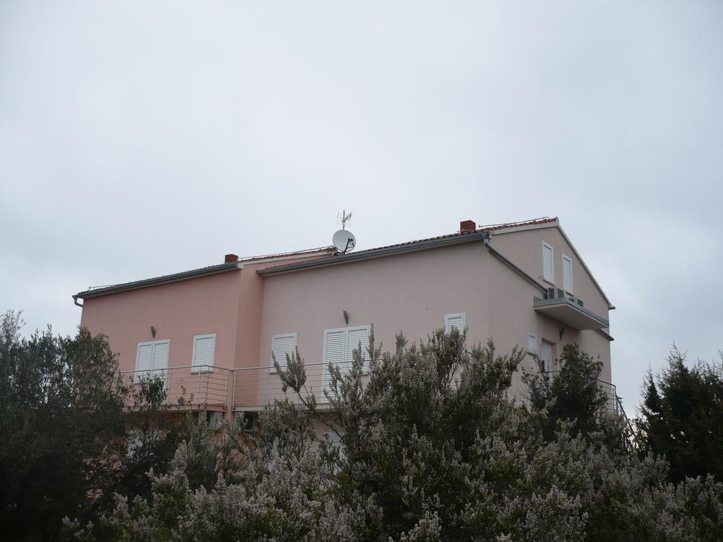Olive Apartments Ugljan Δωμάτιο φωτογραφία