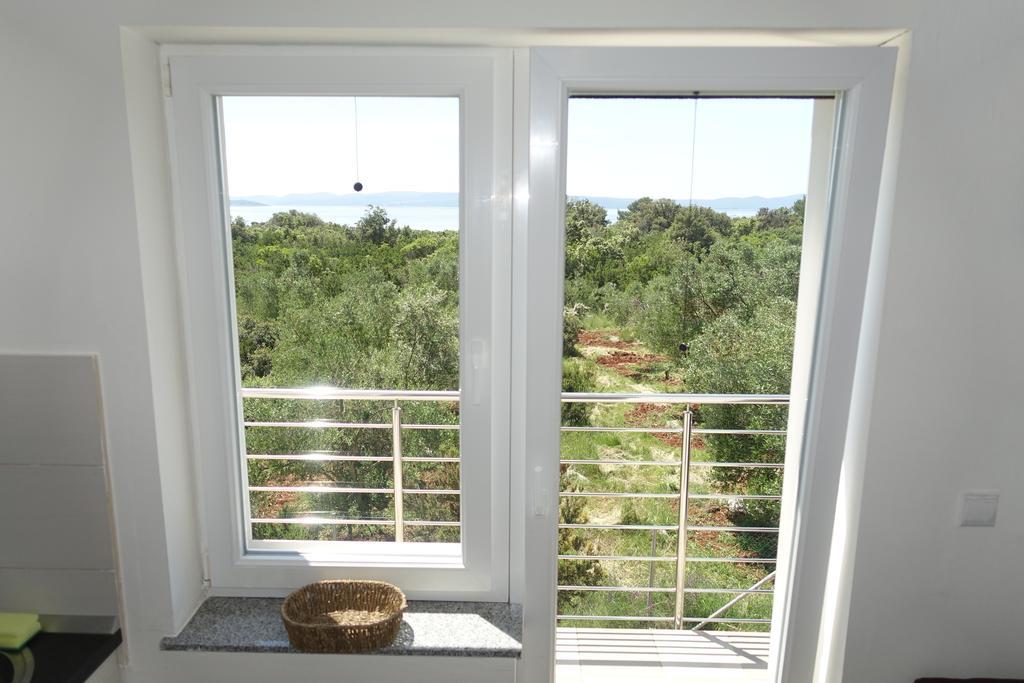Olive Apartments Ugljan Εξωτερικό φωτογραφία