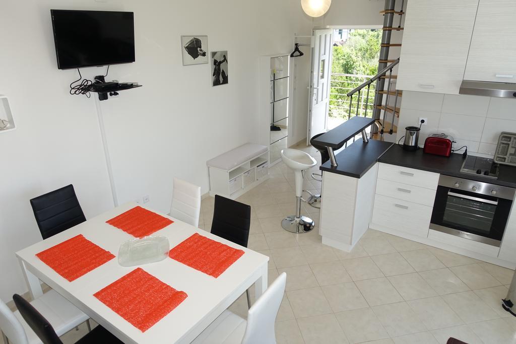 Olive Apartments Ugljan Εξωτερικό φωτογραφία