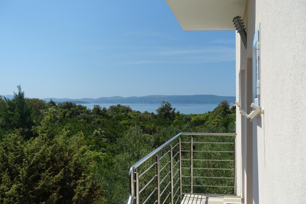 Olive Apartments Ugljan Εξωτερικό φωτογραφία