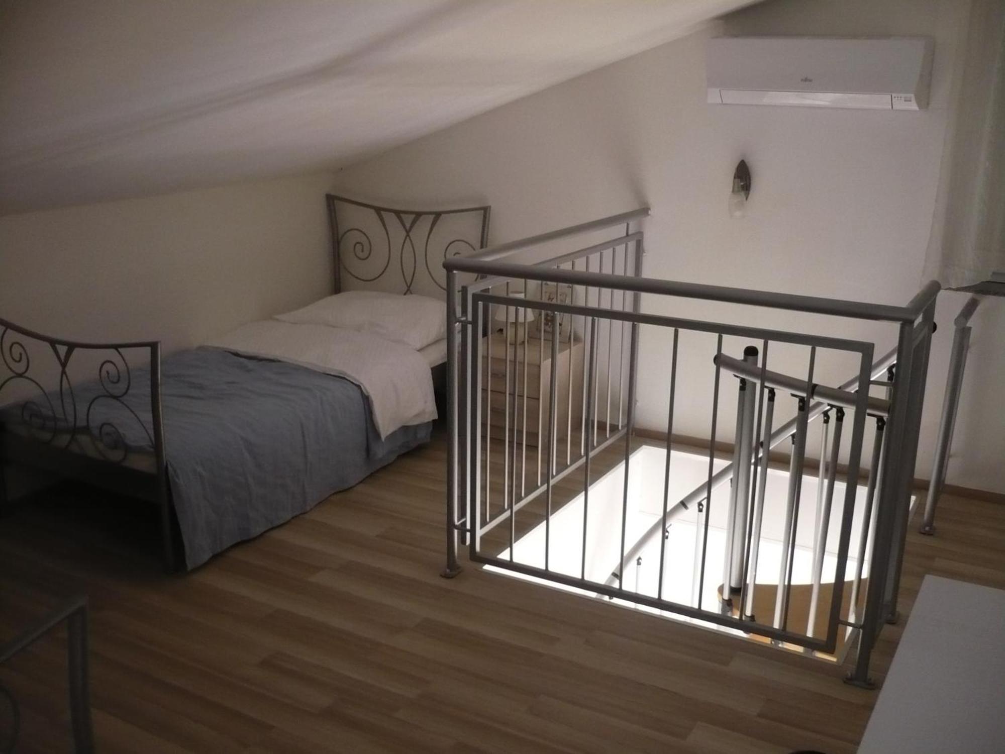 Olive Apartments Ugljan Εξωτερικό φωτογραφία